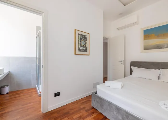 Cavour 211 - B&d * Roma